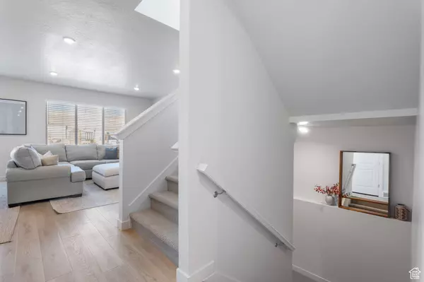 543 W FLORA DR, Saratoga Springs, UT 84045