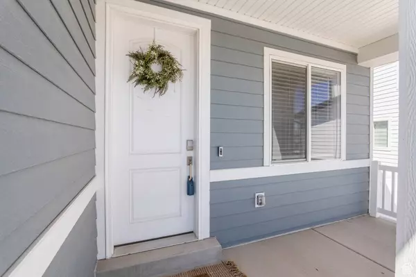 543 W FLORA DR, Saratoga Springs, UT 84045