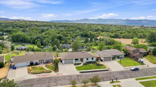 1970 E CURTIS DR, Cottonwood Heights, UT 84121