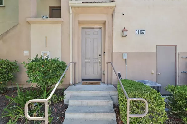 31167 Strawberry Tree Lane, Temecula, CA 92592