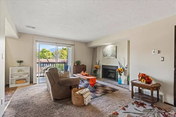 5396 S WILLOW LN E #E, Murray, UT 84107