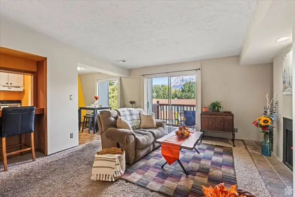 5396 S WILLOW LN E #E, Murray, UT 84107