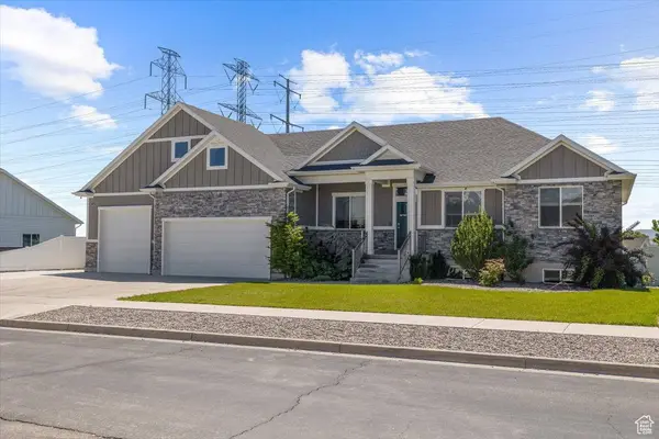 45 N VILLAGE PARK DR E, Layton, UT 84041