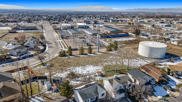 1105 E 3100 N, Layton, UT 84040