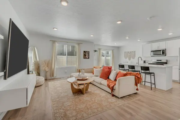 653 W BANNER DR, Grantsville, UT 84029