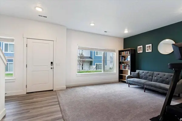 1112 N 1880 W, Farmington, UT 84025