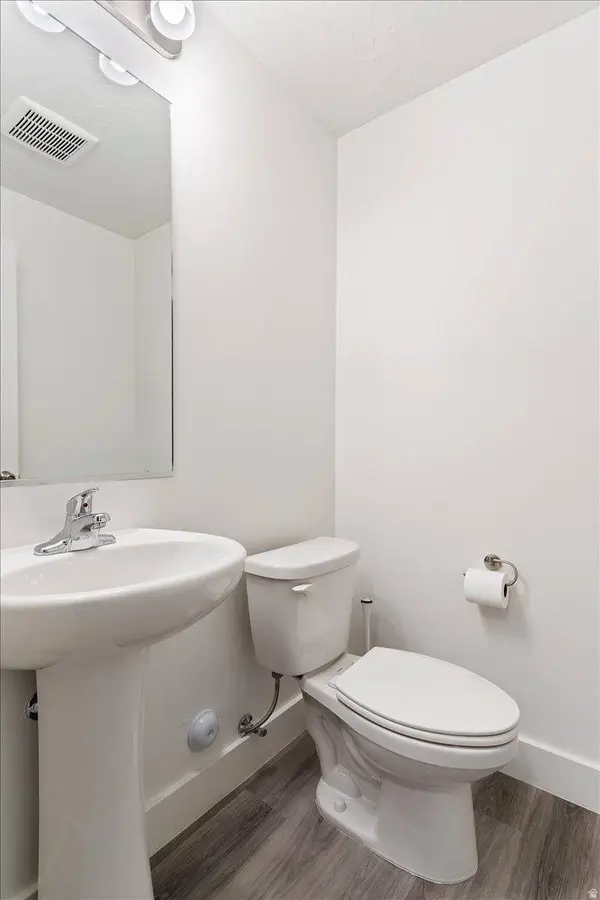 1112 N 1880 W, Farmington, UT 84025