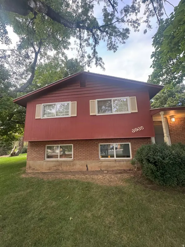 3935 N 800 W, Pleasant View, UT 84414