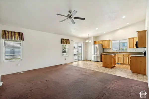 1097 LEGRAND DR, Grantsville, UT 84029