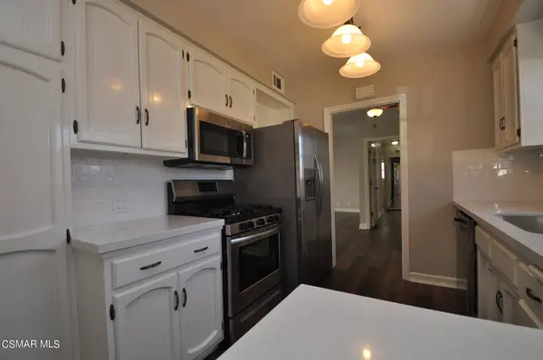 7754 Delco Avenue, Winnetka, CA 91306