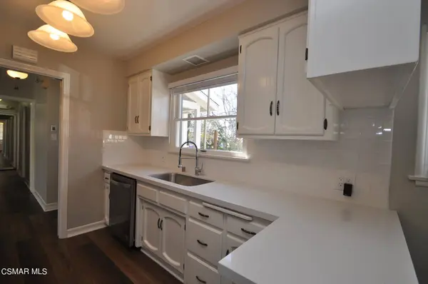 7754 Delco Avenue, Winnetka, CA 91306