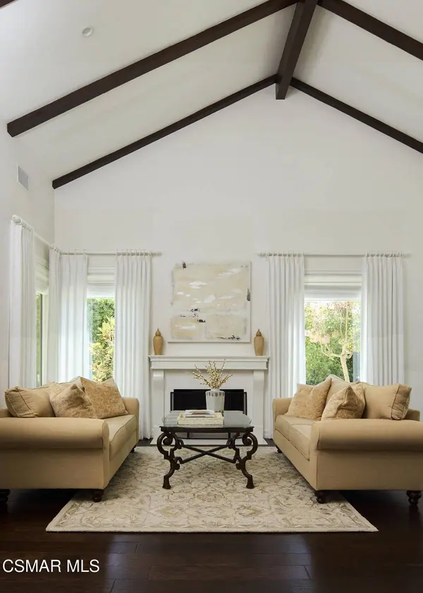 4204 Par 5 Drive, Westlake Village, CA 91362