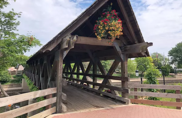 Finding the Perfect Walkable Neighborhood in Naperville,Joe Graham