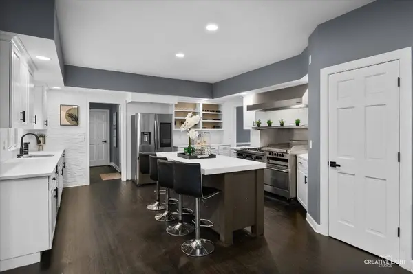 1033 Forest TRL, Sugar Grove, IL 60554