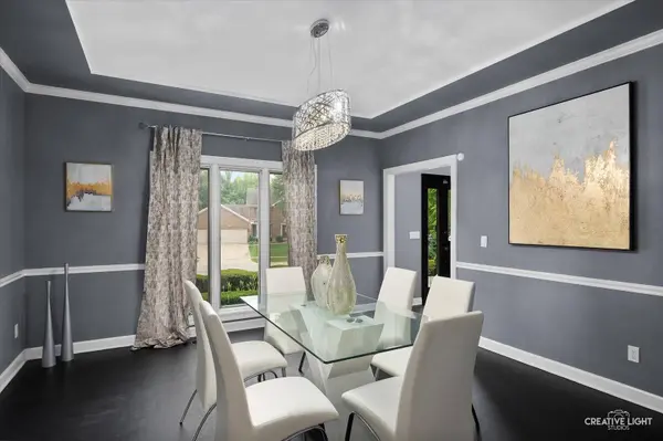 1033 Forest TRL, Sugar Grove, IL 60554