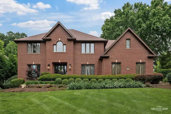 1033 Forest TRL, Sugar Grove, IL 60554