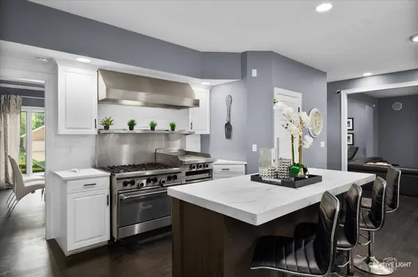 1033 Forest TRL, Sugar Grove, IL 60554