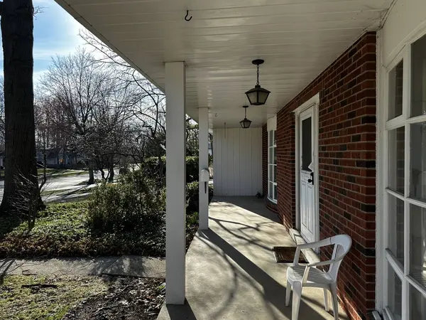 1009 Anne Road, Naperville, IL 60540