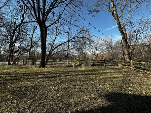 1009 Anne Road, Naperville, IL 60540