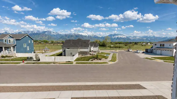 1073 N TITAN DR, Lehi, UT 84043