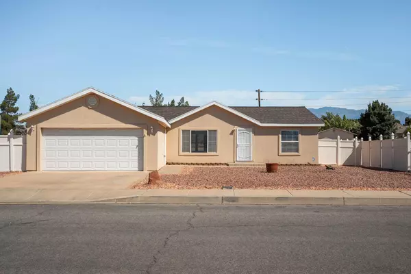 2050 S STONEGATE CIR #3, Washington, UT 84780