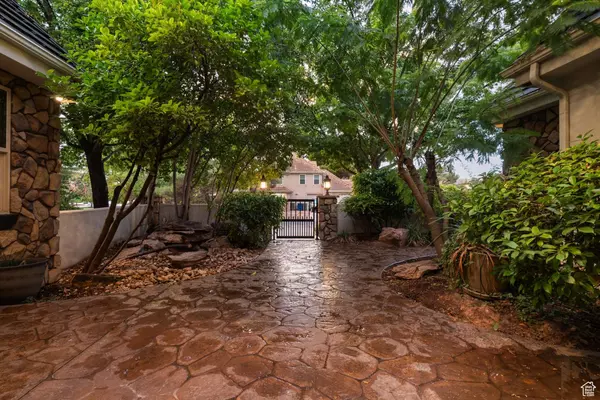 1019 S 900 E, St. George, UT 84790