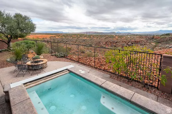 581 W 1660 N, Washington, UT 84780