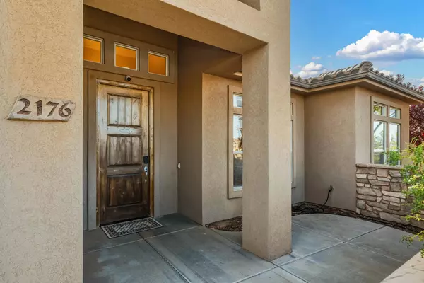 2176 N Gunsight DR, St George, UT 84770
