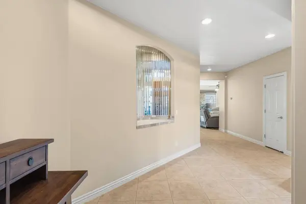 2176 N Gunsight DR, St George, UT 84770