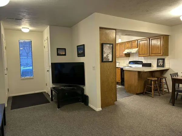 50 W 400 S 6, St George, UT 84770