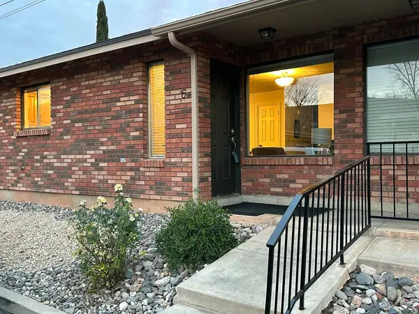 50 W 400 S #6, St. George, UT 84770