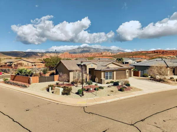 284 W Via Modelo, Washington, UT 84780