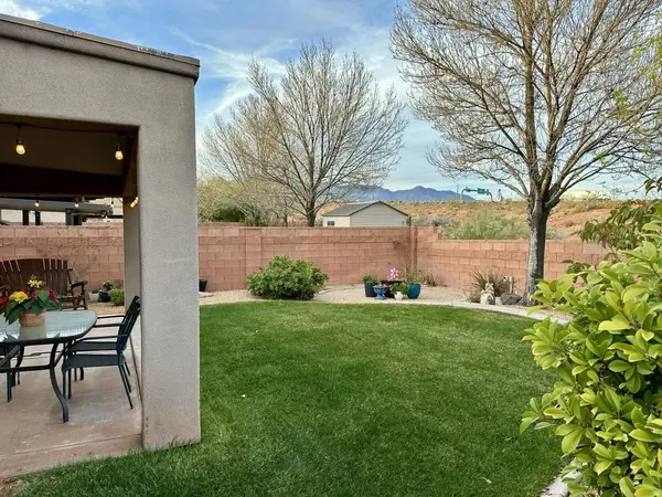 2448 N EXPEDITION DR, Washington, UT 84780