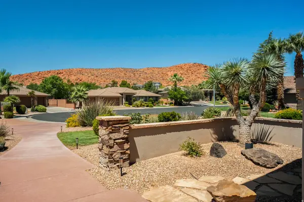 1040 N BERKSHIRE DR, Washington, UT 84780