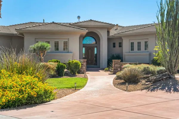 1040 N BERKSHIRE DR, Washington, UT 84780