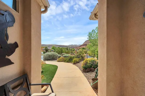 2789 S Tonaquint DR, St George, UT 84790