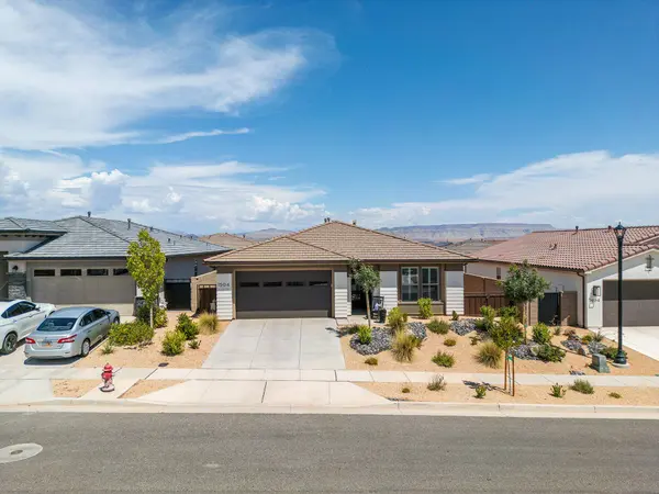 1504 N Highland Pkwy, Washington, UT 84780