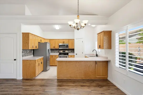 740 W LOBO LN, Washington, UT 84780