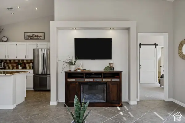 4387 S KIVA HILL DR, St. George, UT 84790