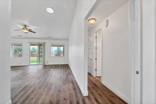 1172 N Ventana DR, Washington, UT 84780