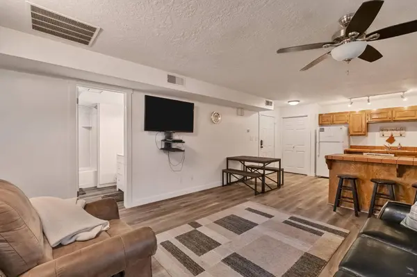 860 S Village RD #I-1, St George, UT 84770