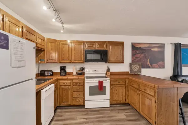 860 S Village RD #I-1, St George, UT 84770