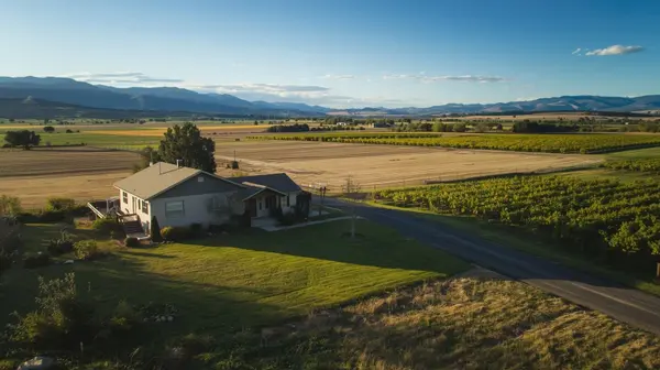 Hidden Gem of Goshen Valley: A Guide to Genola, Utah,Lori Collins