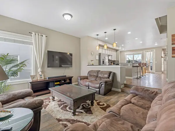 4586 W VERMILLION DR, South Jordan, UT 84009