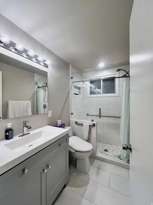 8097 S 535 E, Sandy, UT 84070