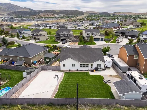 4143 E BERKSHIRE LN N, Eagle Mountain, UT 84005