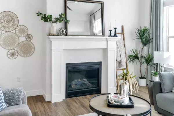 717 W LIGHTHOUSE DR, Saratoga Springs, UT 84045