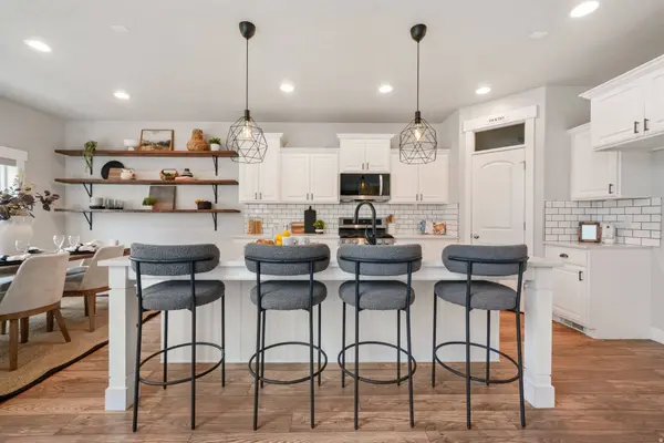 641 N PINNACLE LN, Saratoga Springs, UT 84045