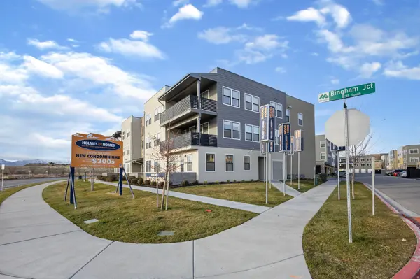 8392 S SKY MIRROR LN W #204, Midvale, UT 84047