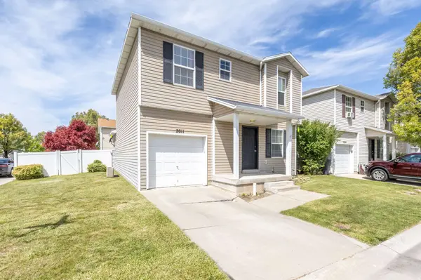 2011 N 2095 W, Clinton, UT 84015